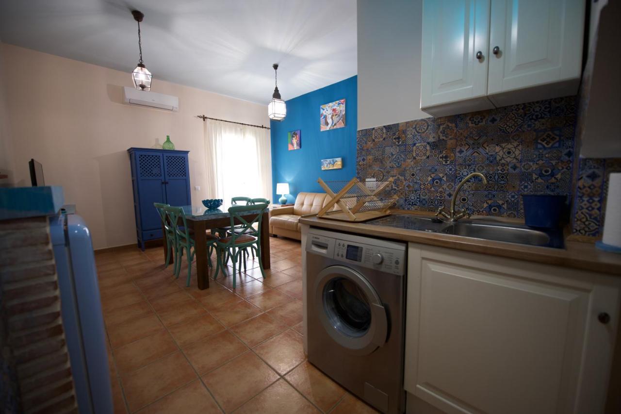 Casa Rural Blue Moon Guest House Касала де ла Сиера Екстериор снимка