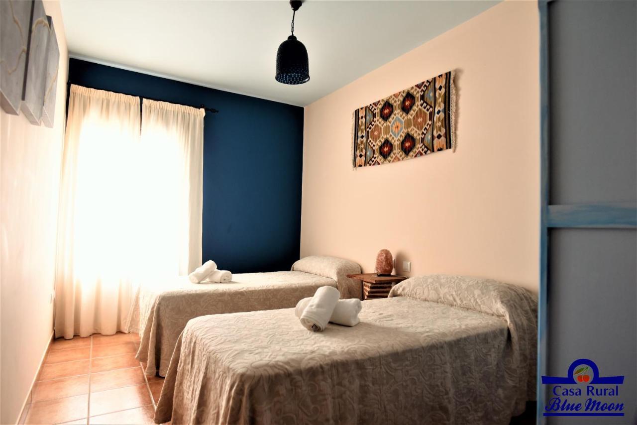 Casa Rural Blue Moon Guest House Касала де ла Сиера Екстериор снимка